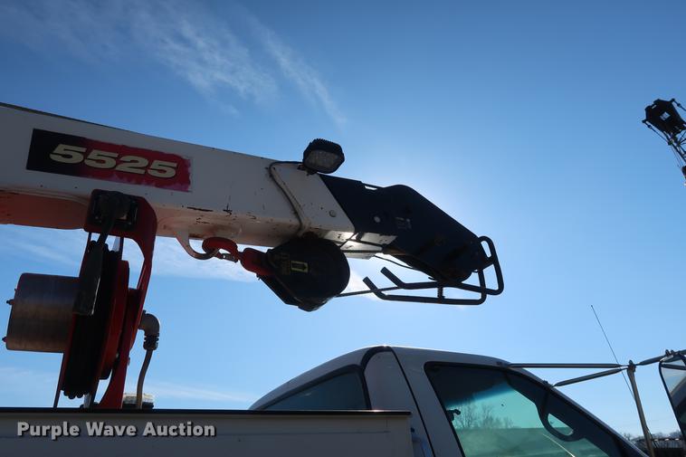 image for item DF3520 2007 Ford F750 Super Duty XLT service truck with crane