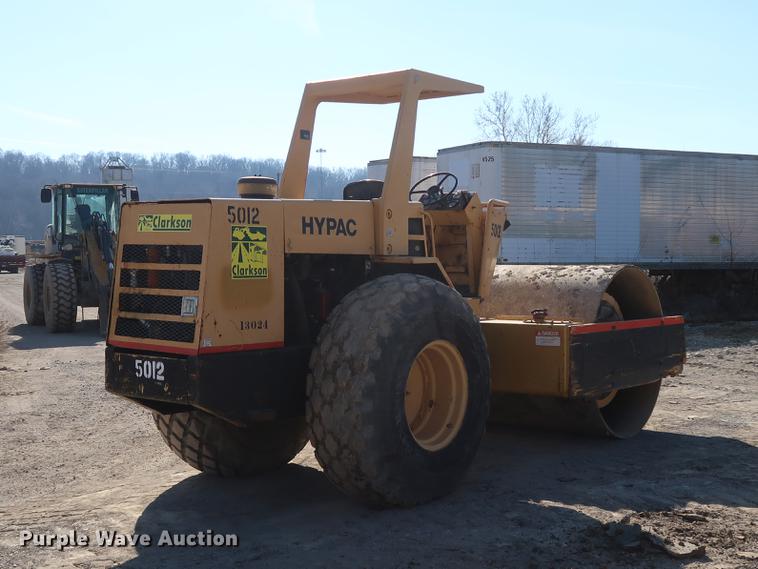 image for item DF3521 1996 Hypac C850B single drum vibratory roller