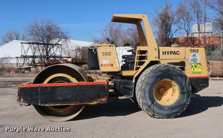 image for item DF3521 1996 Hypac C850B single drum vibratory roller