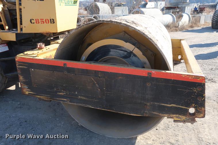 image for item DF3521 1996 Hypac C850B single drum vibratory roller