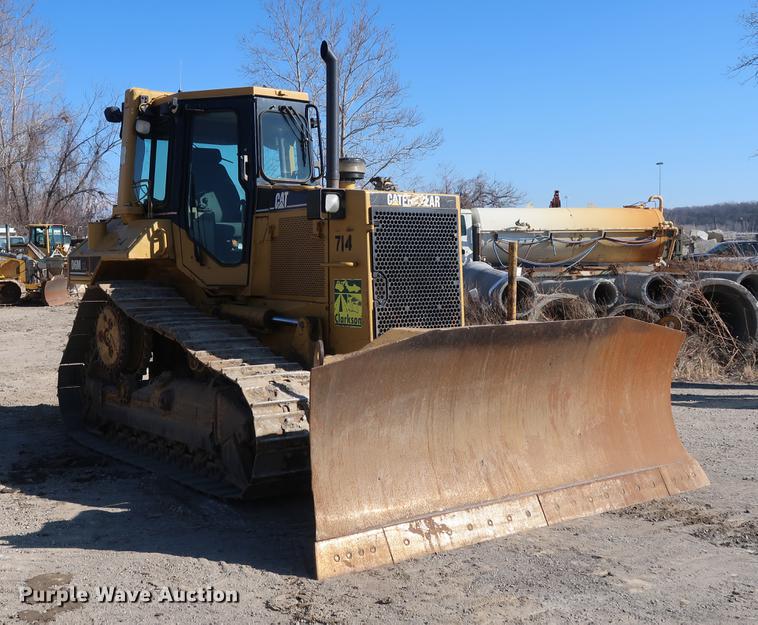 image for item DF3522 1998 Caterpillar D6M LGP dozer