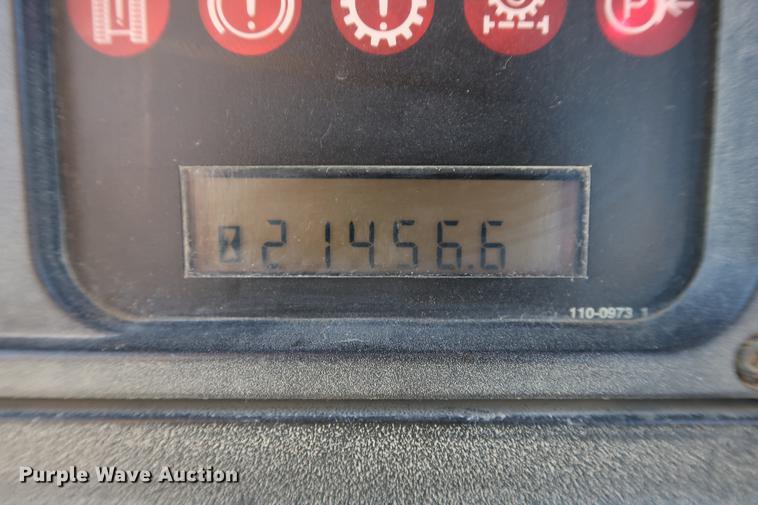 image for item DF3522 1998 Caterpillar D6M LGP dozer