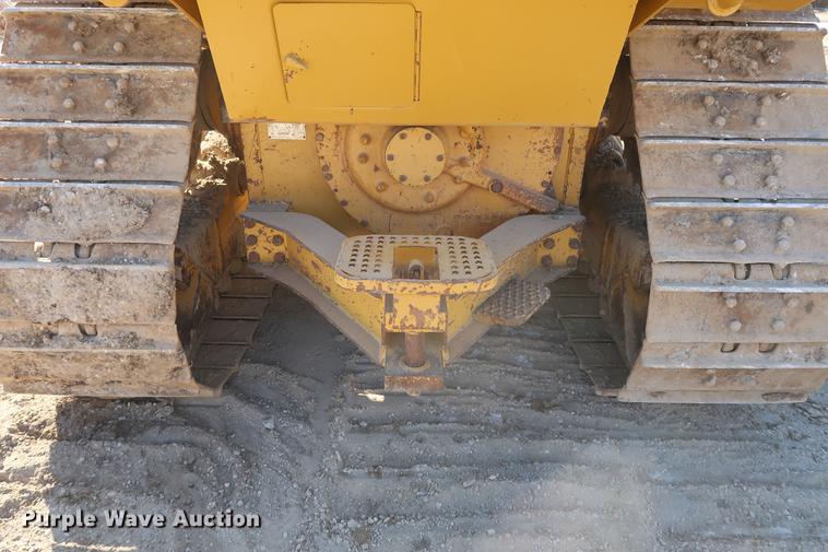 image for item DF3522 1998 Caterpillar D6M LGP dozer