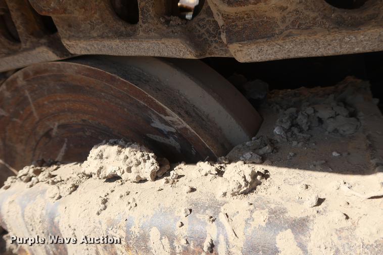 image for item DF3522 1998 Caterpillar D6M LGP dozer