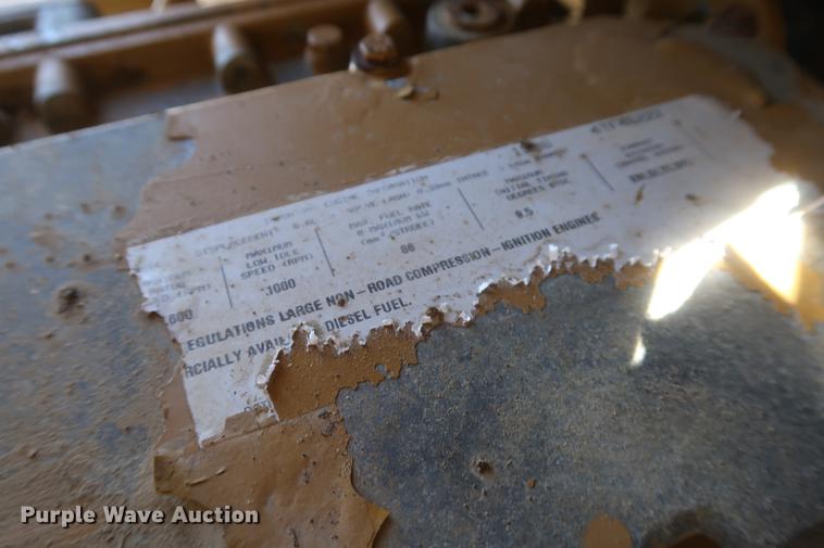 image for item DF3522 1998 Caterpillar D6M LGP dozer