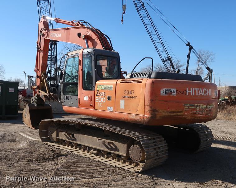 image for item DF3523 2006 Hitachi ZX200 LC excavator