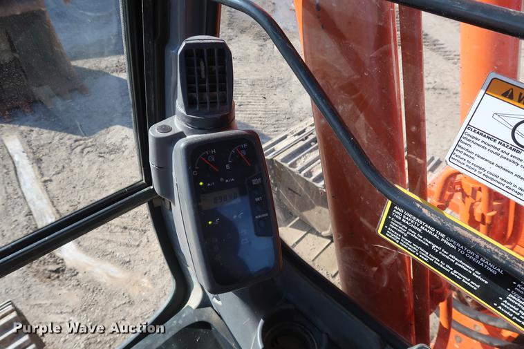 image for item DF3523 2006 Hitachi ZX200 LC excavator