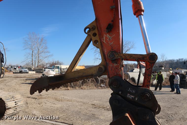 image for item DF3523 2006 Hitachi ZX200 LC excavator