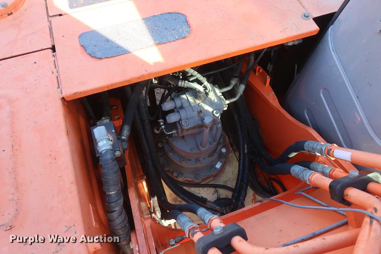 image for item DF3523 2006 Hitachi ZX200 LC excavator