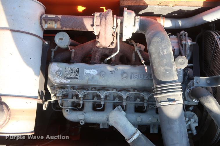 image for item DF3523 2006 Hitachi ZX200 LC excavator