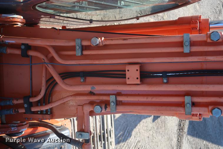 image for item DF3523 2006 Hitachi ZX200 LC excavator