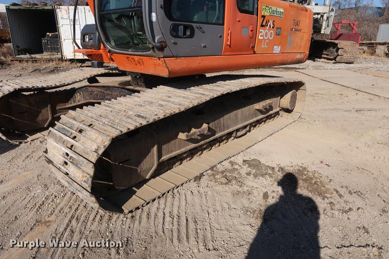 image for item DF3523 2006 Hitachi ZX200 LC excavator