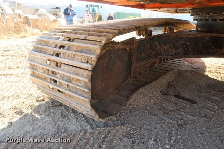 image for item DF3523 2006 Hitachi ZX200 LC excavator