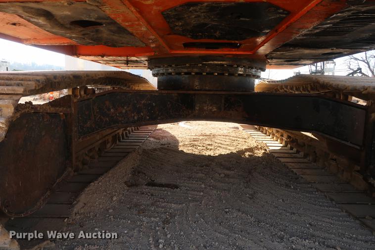 image for item DF3523 2006 Hitachi ZX200 LC excavator