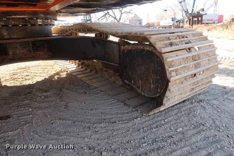 image for item DF3523 2006 Hitachi ZX200 LC excavator