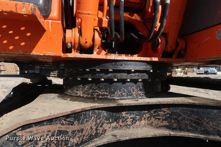 image for item DF3523 2006 Hitachi ZX200 LC excavator