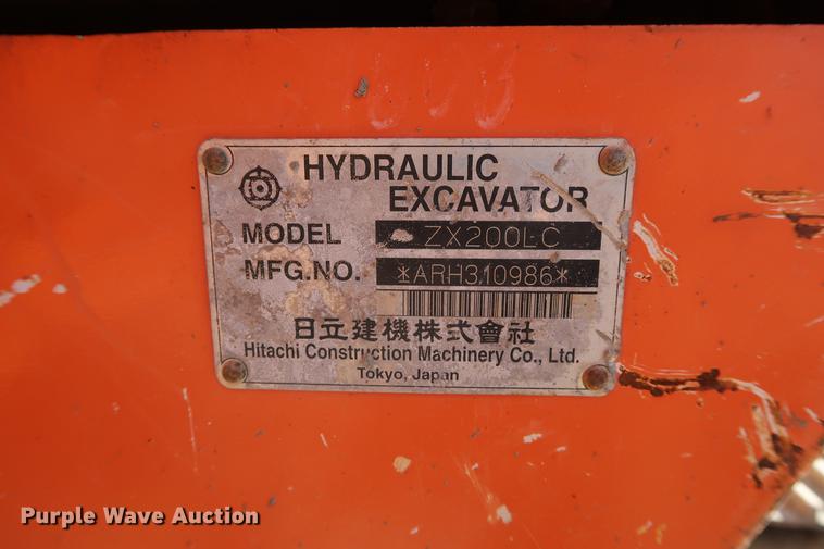 image for item DF3523 2006 Hitachi ZX200 LC excavator
