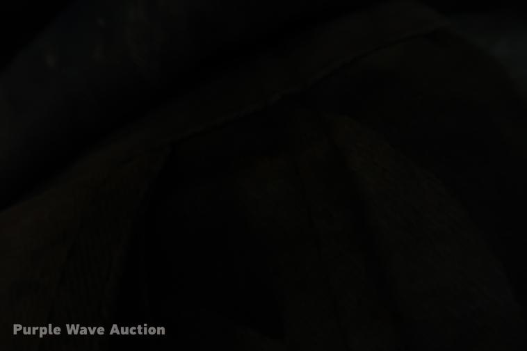 image for item DF3525 2001 Freightliner FL80 dump truck