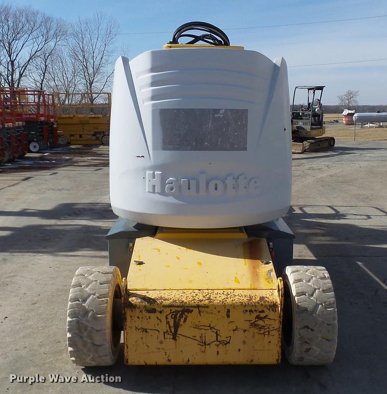image for item DP9588 2005 Haulotte HA33JE boom lift