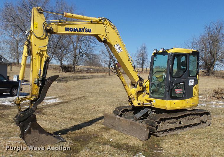 image for item DP9589 2011 Komatsu PC88MR-8 mini excavator