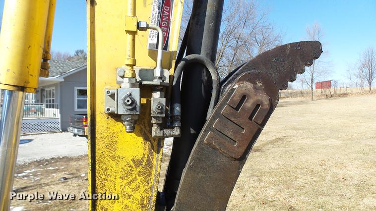 image for item DP9589 2011 Komatsu PC88MR-8 mini excavator