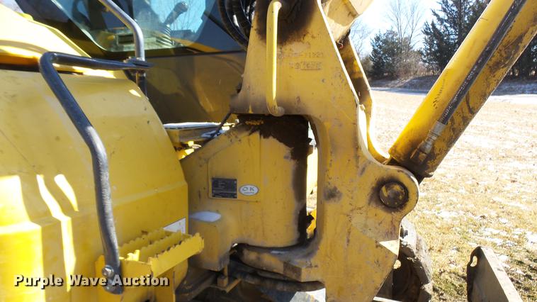 image for item DP9589 2011 Komatsu PC88MR-8 mini excavator