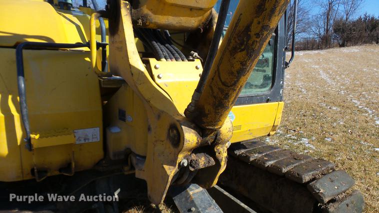 image for item DP9589 2011 Komatsu PC88MR-8 mini excavator