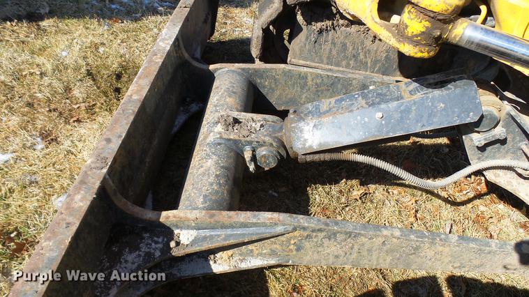 image for item DP9589 2011 Komatsu PC88MR-8 mini excavator