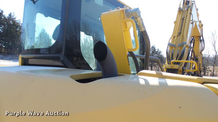 image for item DP9589 2011 Komatsu PC88MR-8 mini excavator