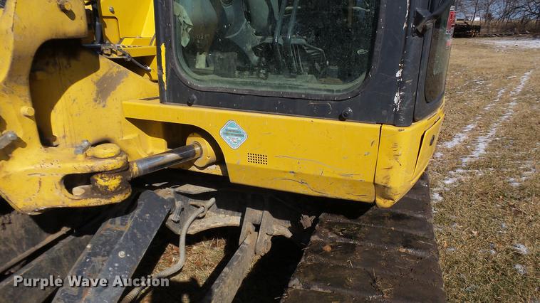 image for item DP9589 2011 Komatsu PC88MR-8 mini excavator