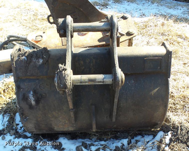 image for item DP9589 2011 Komatsu PC88MR-8 mini excavator