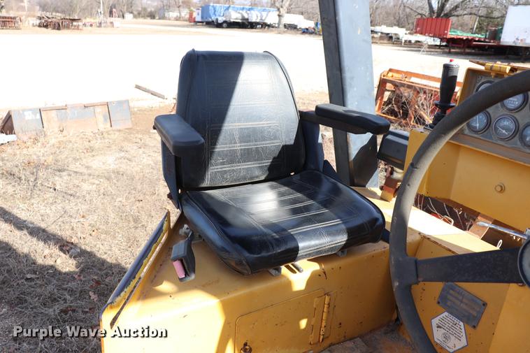 image for item EC9440 Hypac C766C vibratory double drum roller