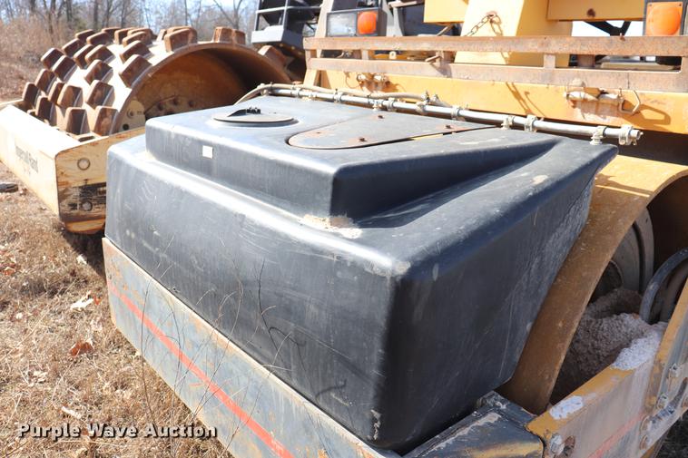 image for item EC9440 Hypac C766C vibratory double drum roller