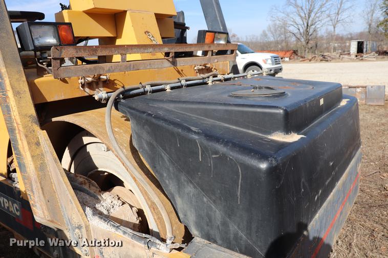 image for item EC9440 Hypac C766C vibratory double drum roller