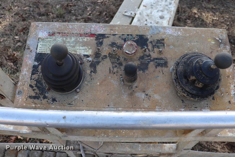 image for item EC9442 1997 Snorkelift TB-A80RDZ boom lift