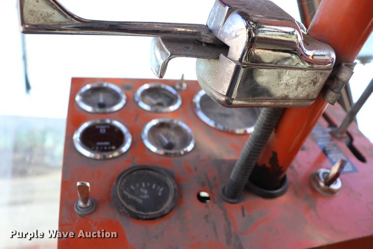 image for item EC9447 2000 Broce RJ350 broom