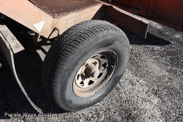 image for item EC9447 2000 Broce RJ350 broom