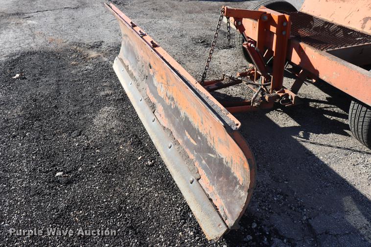 image for item EC9447 2000 Broce RJ350 broom