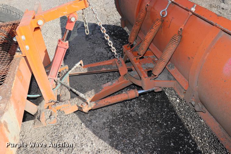 image for item EC9447 2000 Broce RJ350 broom