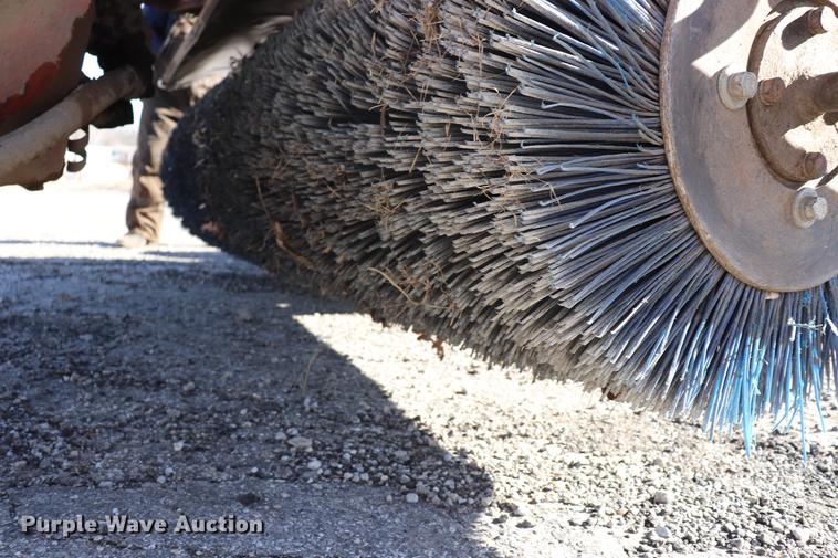 image for item EC9447 2000 Broce RJ350 broom