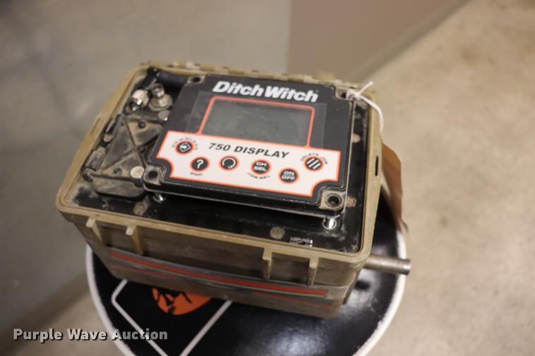 image for item EC9473 1999 Ditch Witch JT920L directional boring unit