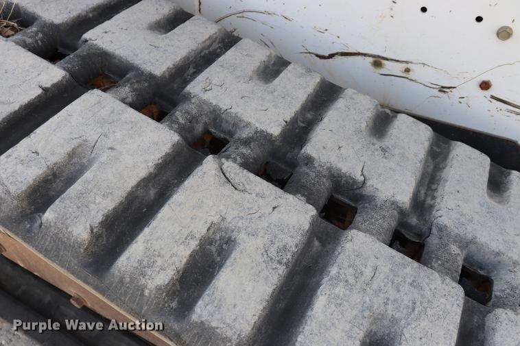 image for item EC9480 2004 Bobcat T250 skid steer