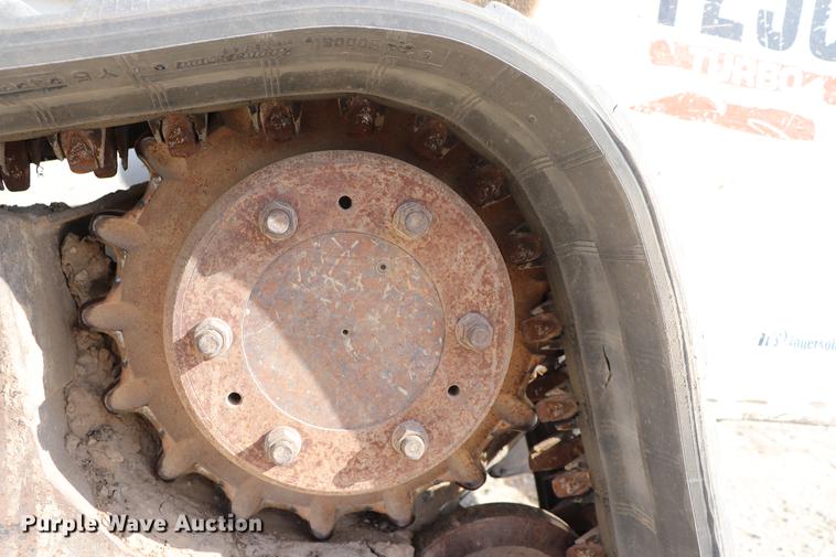 image for item EC9480 2004 Bobcat T250 skid steer