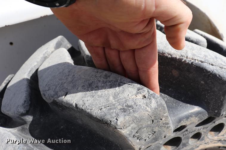 image for item EC9481 1998 Bobcat 763 skid steer