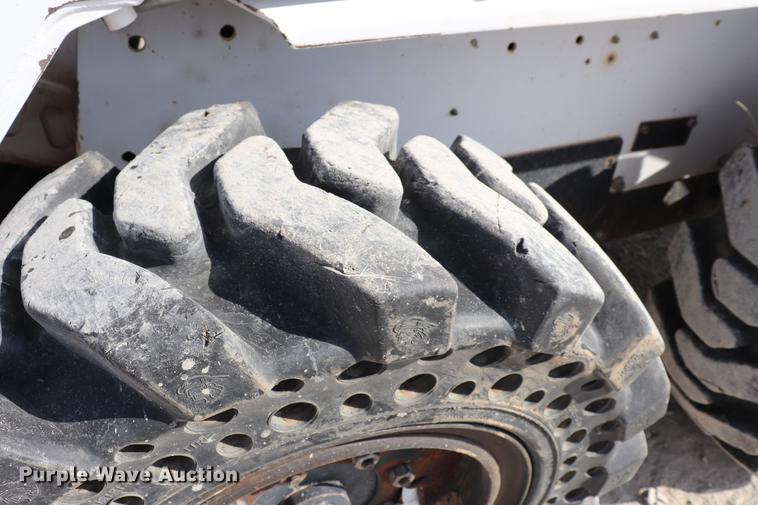 image for item EC9481 1998 Bobcat 763 skid steer