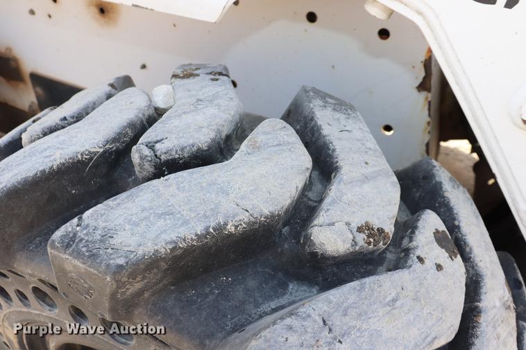 image for item EC9481 1998 Bobcat 763 skid steer