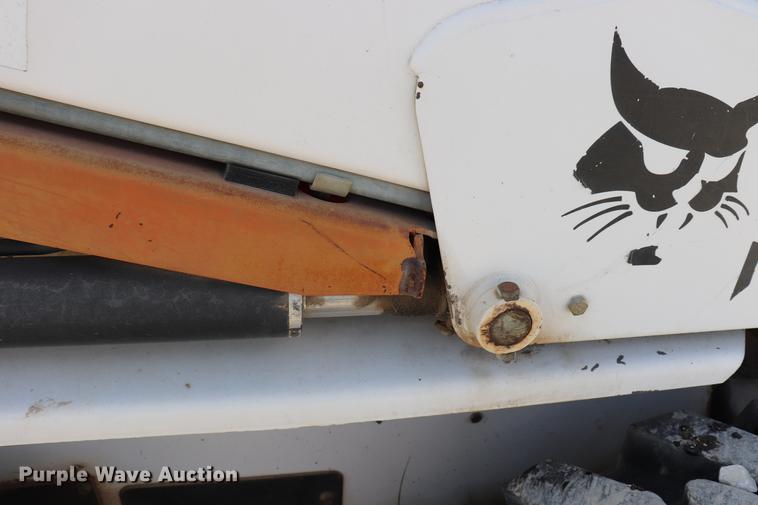 image for item EC9481 1998 Bobcat 763 skid steer