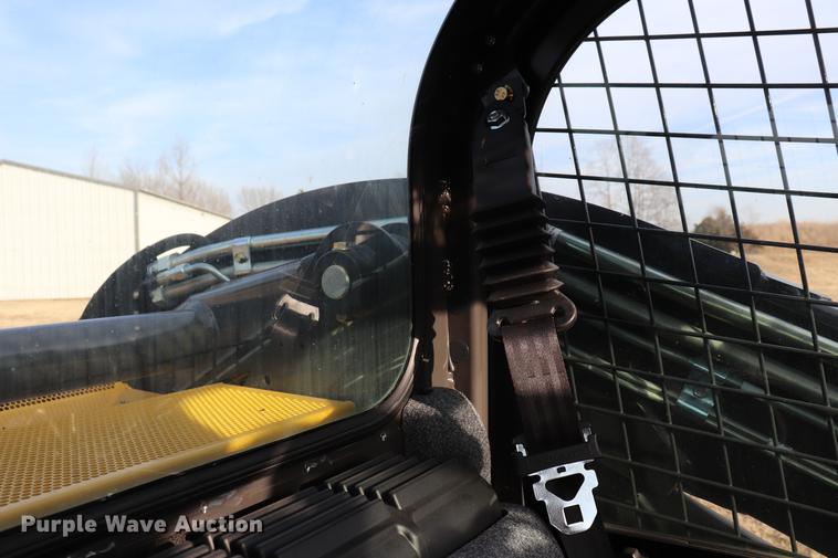 image for item EC9483 2017 New Holland L230 skid steer