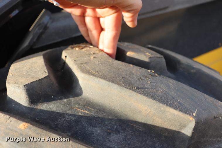 image for item EC9483 2017 New Holland L230 skid steer