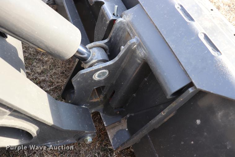 image for item EC9483 2017 New Holland L230 skid steer